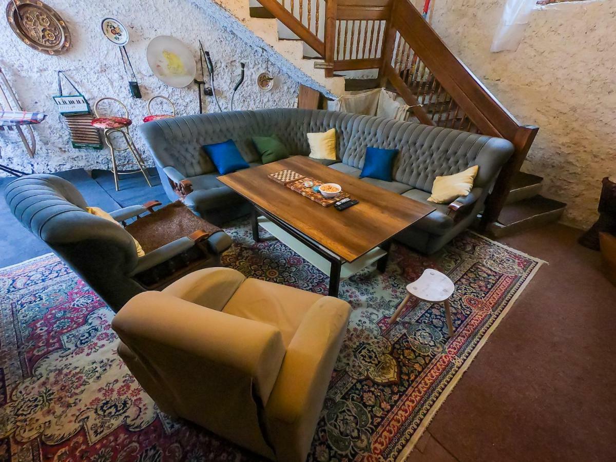 Sarac Hostel Peje Luaran gambar