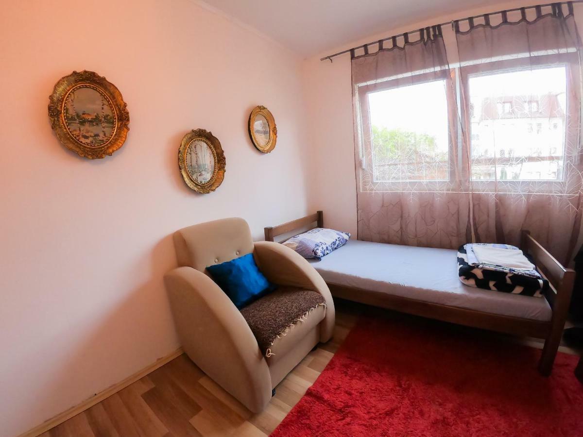 Sarac Hostel Peje Luaran gambar