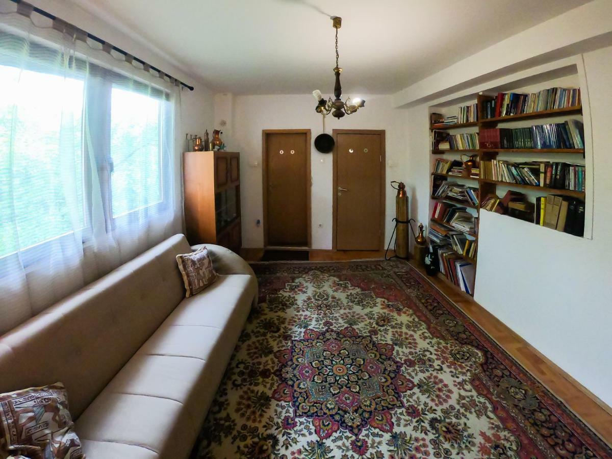 Sarac Hostel Peje Luaran gambar