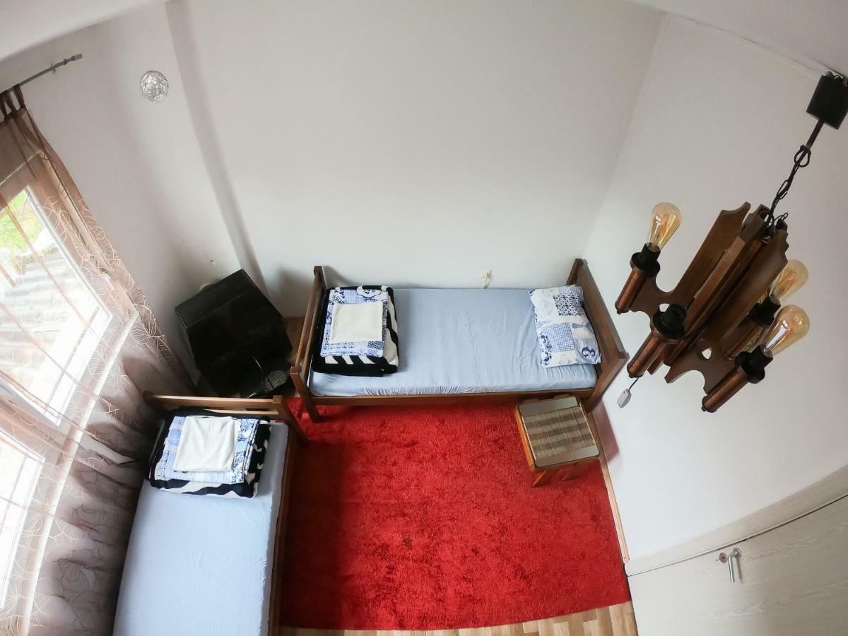 Sarac Hostel Peje Luaran gambar